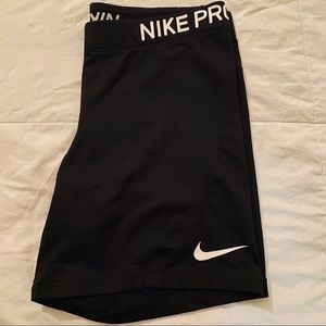 Women’s Nike pro shorts